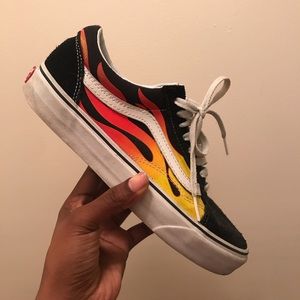 Old Skool flame print vans